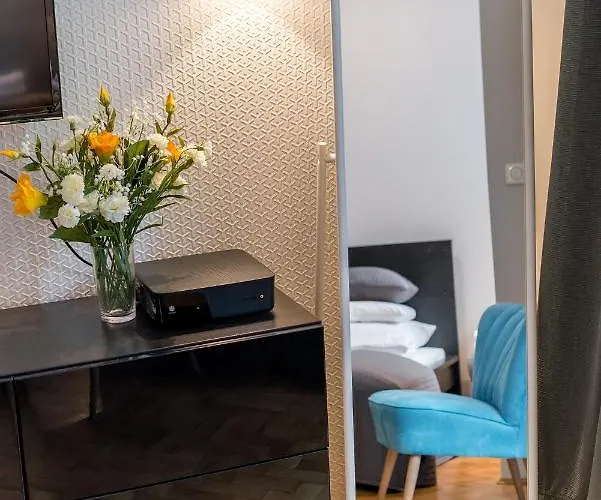 شقة For Rent Center