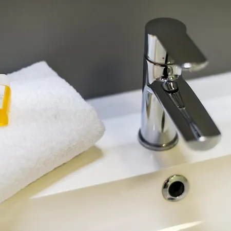 Apartment For Rent Center *